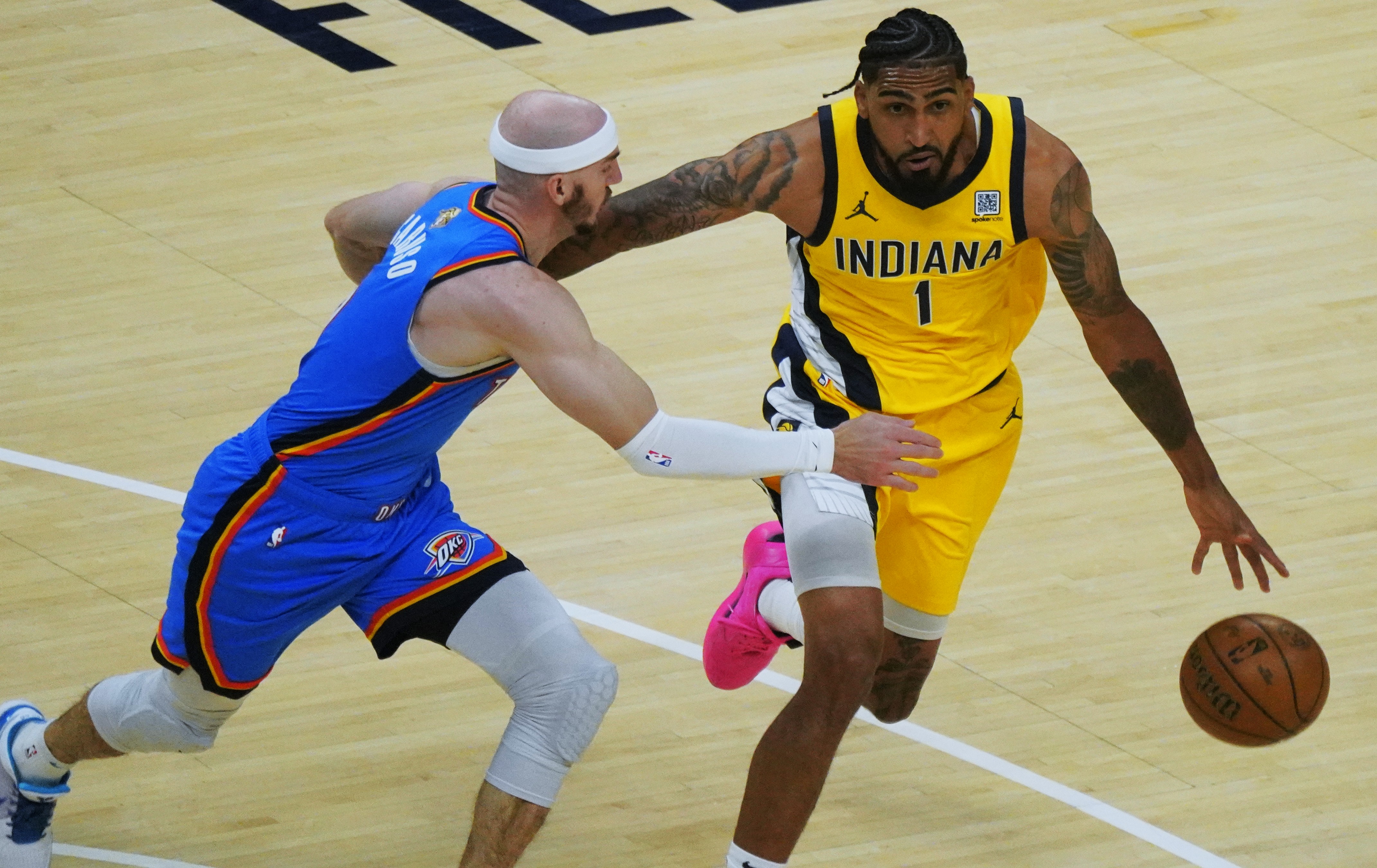 步行者完胜鹈鹕,克莱三分雨点燃全场 步行者完胜鹈鹕,克莱三分雨点燃全场