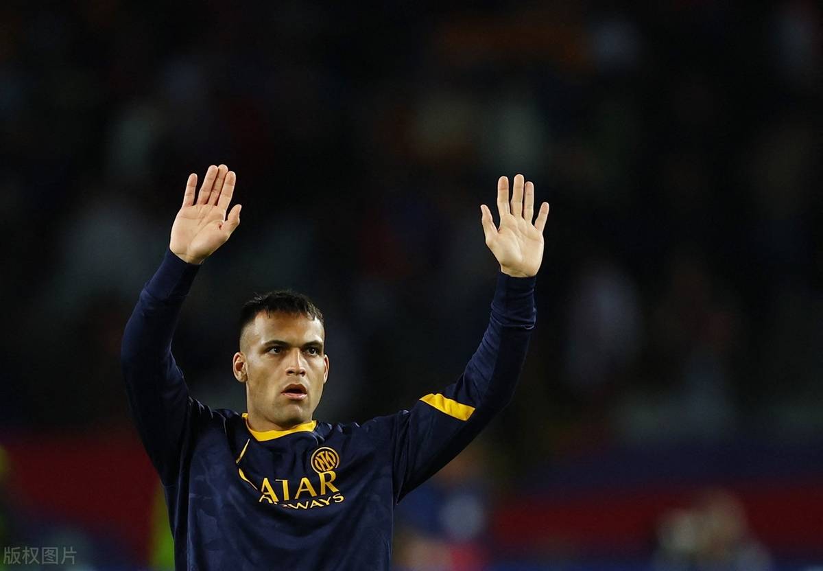 关于米兰前锋遭遇伤病困扰，球队火力大减的信息