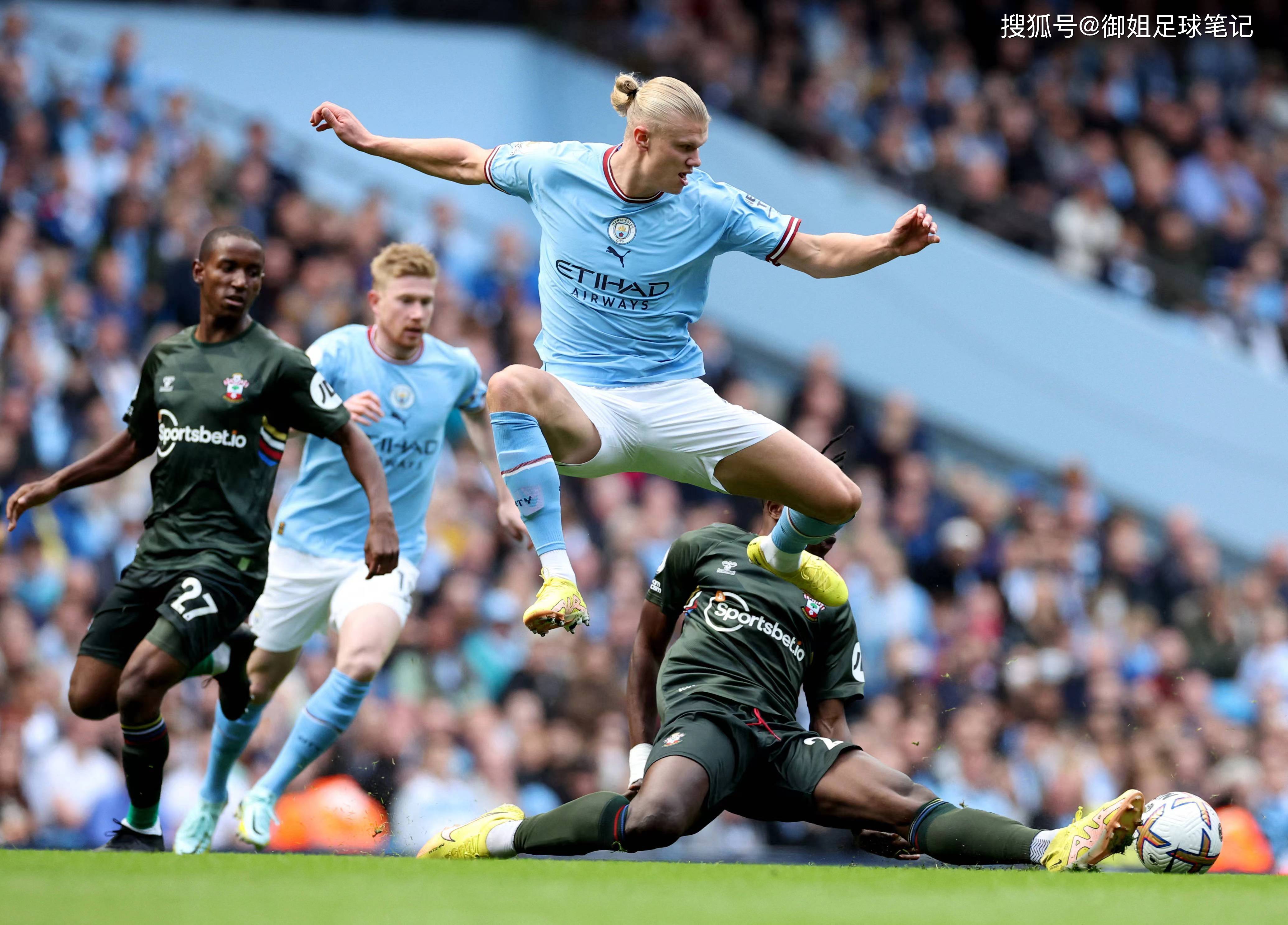 包含曼城VS多特蒙德：欧洲之巅对决的词条