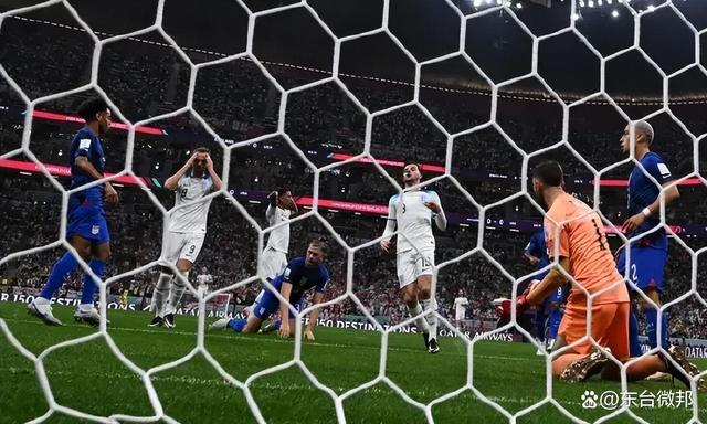 英格兰轻松战胜捷克，提前锁定小组第一的简单介绍