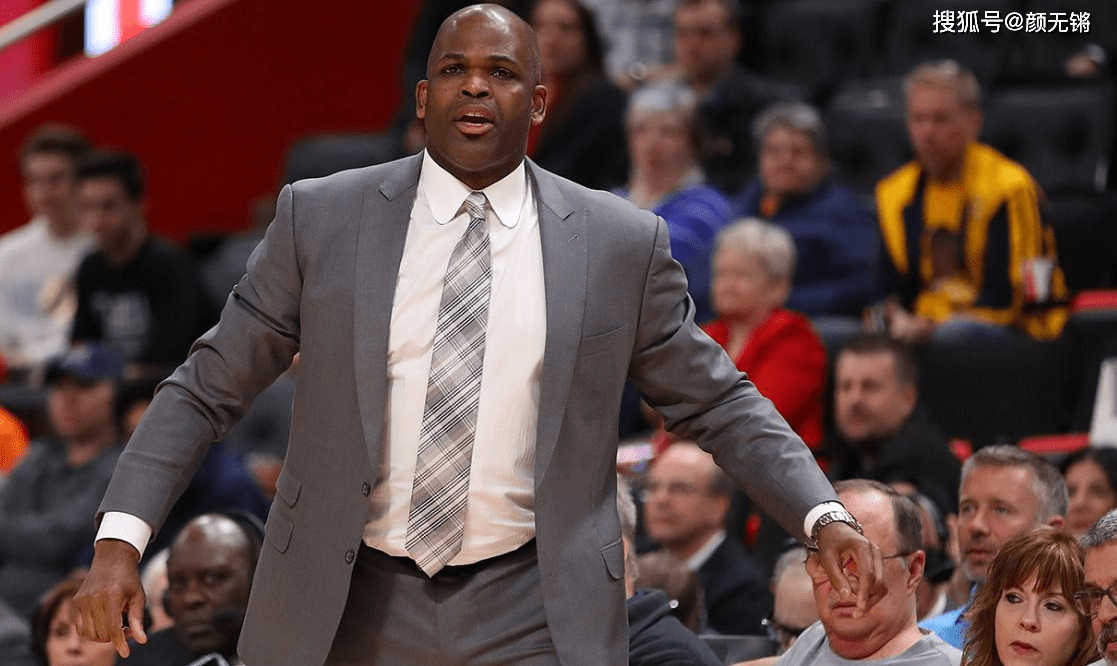 开拓者主帅因私事离队，助教代理指挥的简单介绍