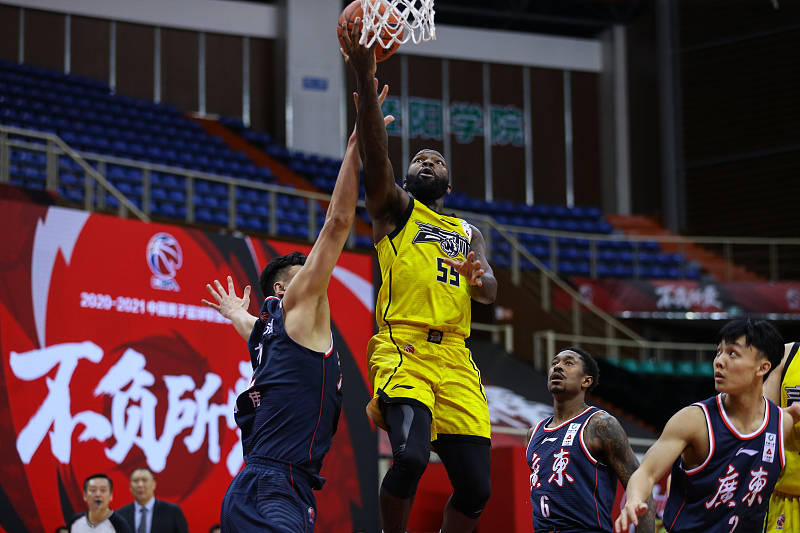 包含斯沃顿中场全力以赴,主场绝杀对手收获三分的词条 包含斯沃顿中场全力以赴,主场绝杀对手收获三分的词条