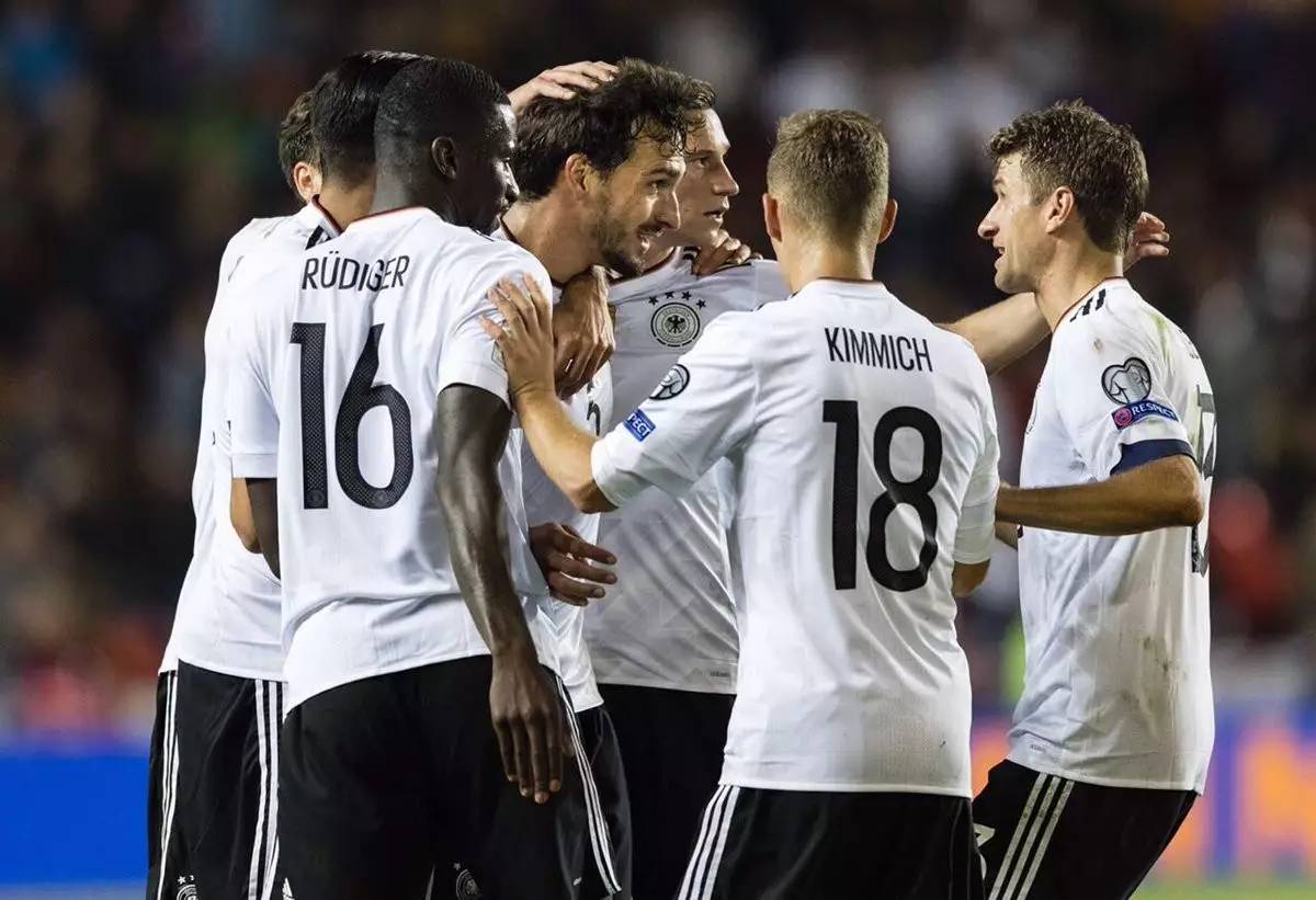 关于波兰乒乓球队绝杀德国乒乓球队，波尔统治全场的信息