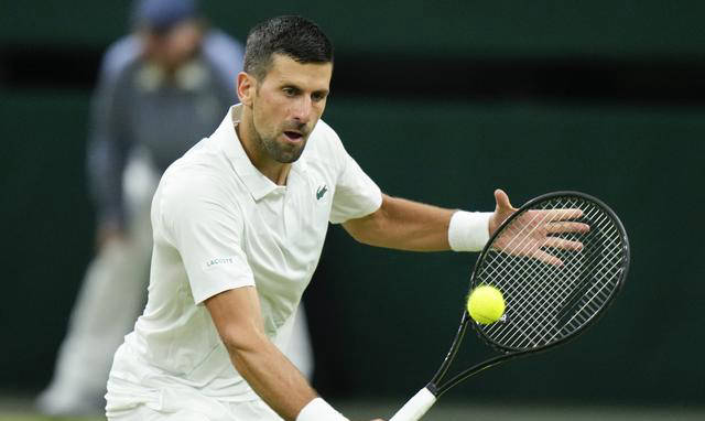 世界网球队轻取德国网球队,德约科维奇制霸全场的简单介绍 世界网球队轻取德国网球队,德约科维奇制霸全场的简单介绍