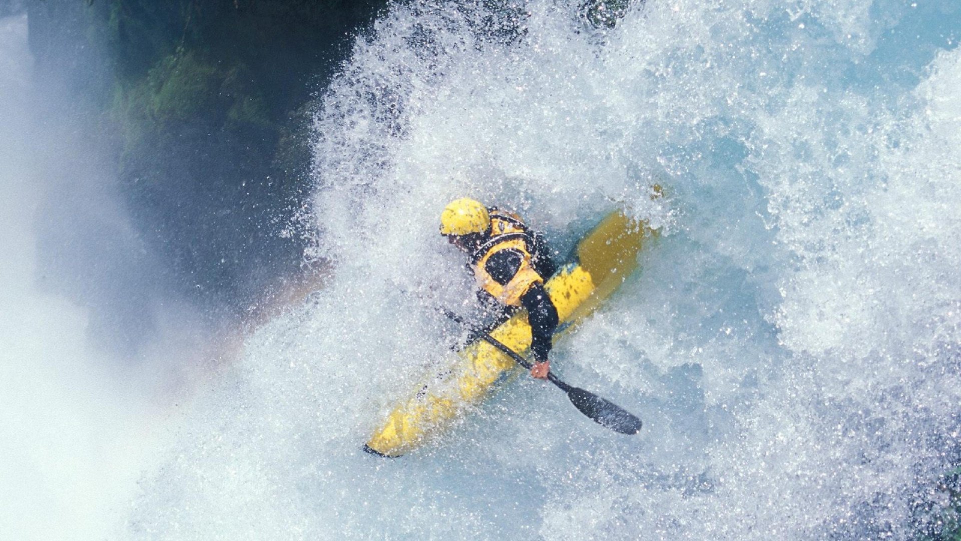 当灰熊的铁壁遇见独行侠的利刃，恩比德关键节点连续得分改写比赛剧本