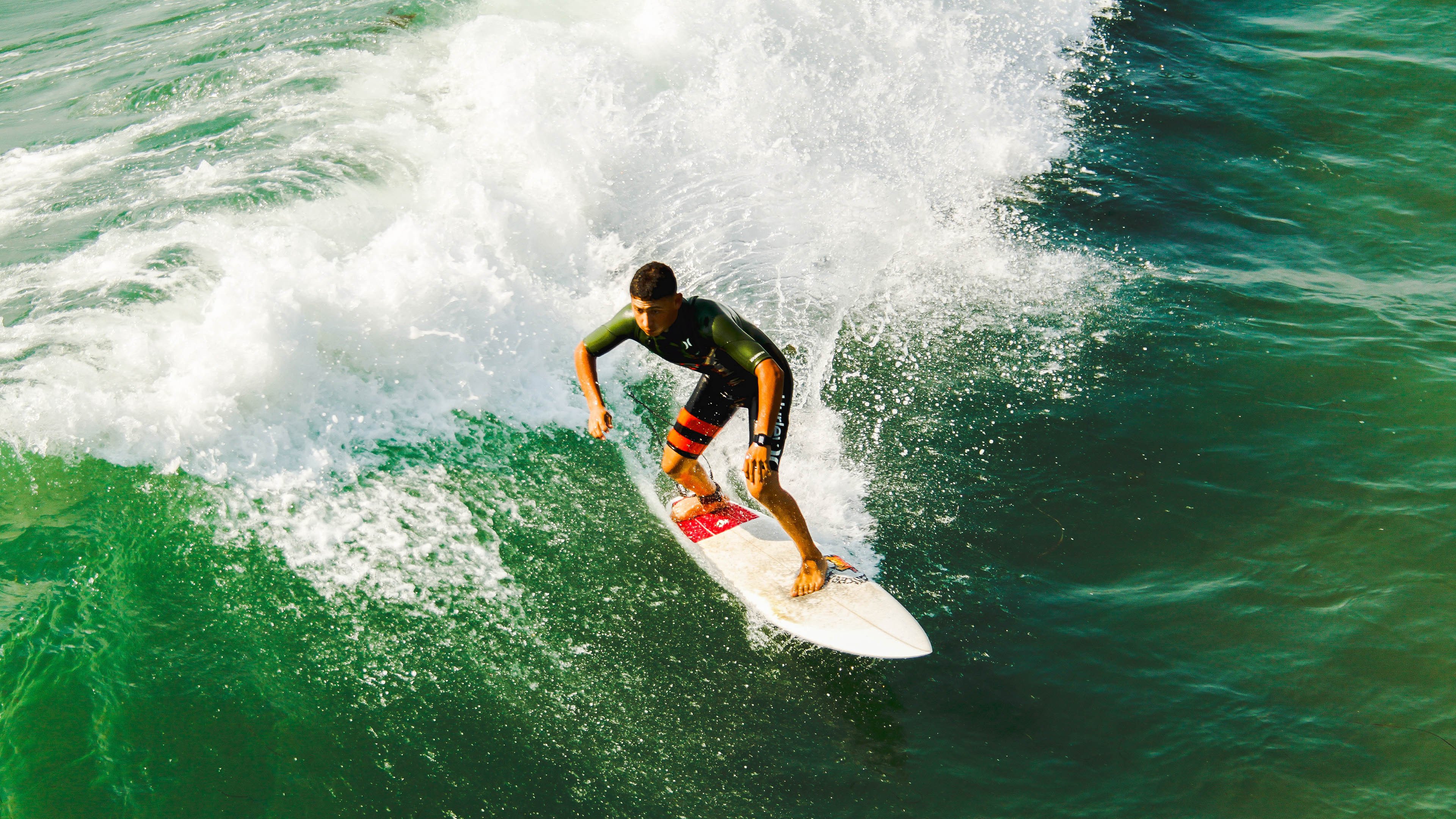 德甲争冠战之夜,莫德里奇在焦点战证明自己
